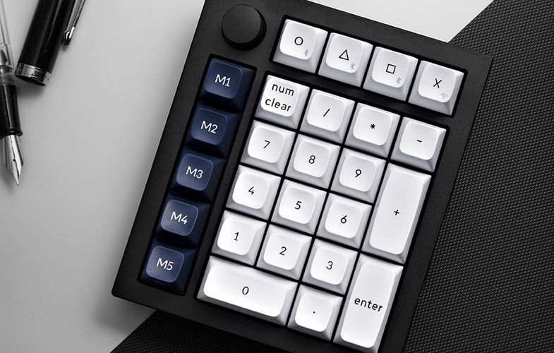 Keychron Q0 Max RGB Wireless Numeric Keyboard, Red Switch (Black) [Q0M-M1]., Keychron Q0M-M1