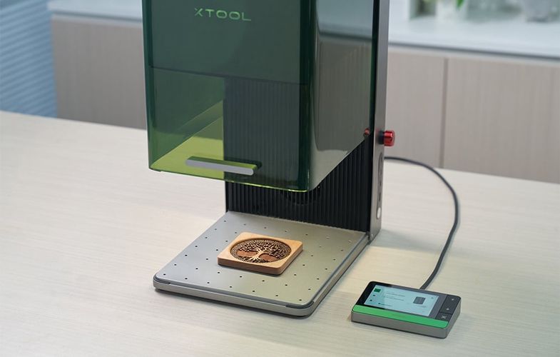 xTool F1 Ultra laser engraving machine + xTool Conveyor set, xTool F1U+C