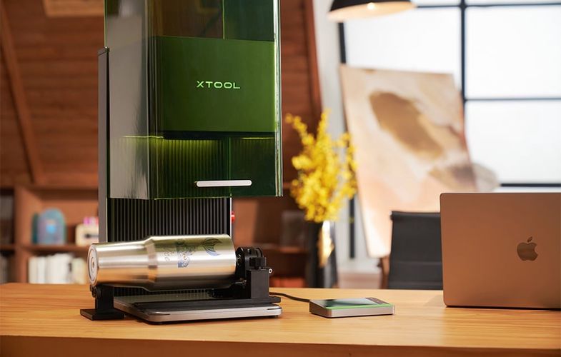 xTool F1 Ultra laser engraving machine + xTool Conveyor set, xTool F1U+C