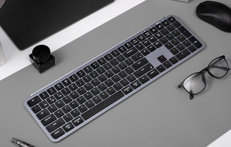 Ultra Slim Keychron B6 Pro 2.4G Wireless Keyboard (White) [B6P-K8]., Keychron B6P-K8