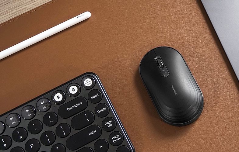 Monochrome leather mouse pad MIIIW (Brown), MIIIW MWMLVO2