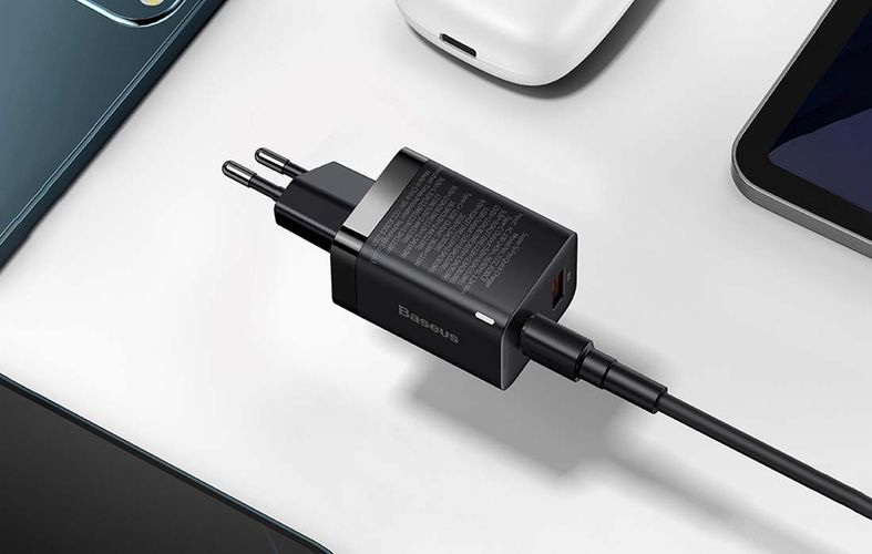 Baseus Super Si Pro Quick Charger USB + USB-C 30W (black), Baseus CCSUPP-E01