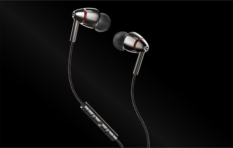 Wired earphones 1MORE Quad Driver, 1MORE E1010-Black