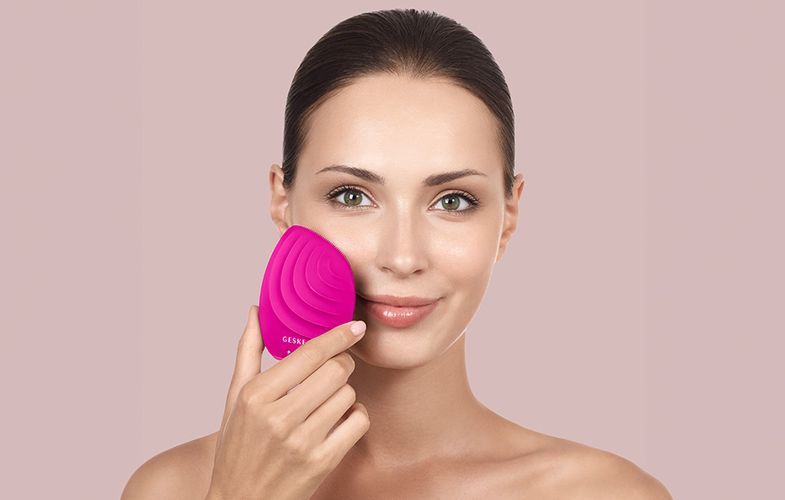 Facial Cleaning Sonic Brush 4in1 Geske With APP (magenta), Geske GK000010MG01