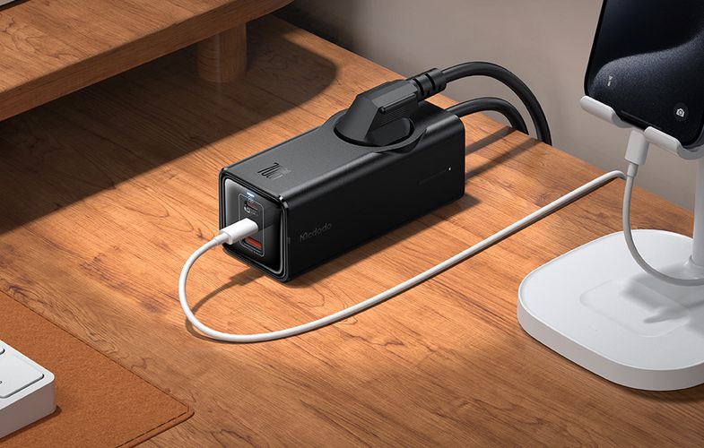 Power Strip GaN McDodo CH-4620 EU 70W, 2x USB-C, 1x USB (black), Mcdodo CH-4620