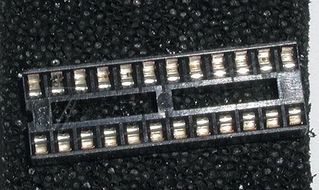 Socket: DIP; PIN: 24; 15.24mm; THT; Pitch: 2.54mm IC/24-F