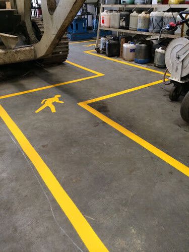 Floor marking tape yellow 50mm x 33m 471F 3M 7000028852