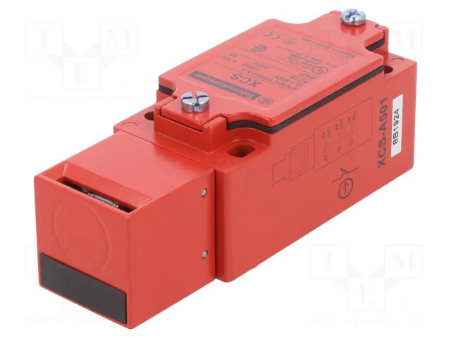 Safety switch: key operated; XCSA; NC + NO x2; IP67; metal; red TELEMECANIQUE SENSORS XCSA501