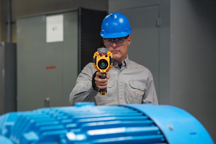 Fluke Ti401 PRO Thermal Imager; 640x480; 60HZ, Fluke FLK-TI401-PRO 60HZ 0095969909440; 0095969909440