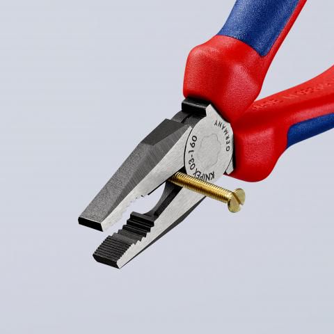 KNIPEX 03 02 160 Плоскогубцы комбинированные с многокомпонентными захватами черные атраментированные 160 мм KNIP/0302160