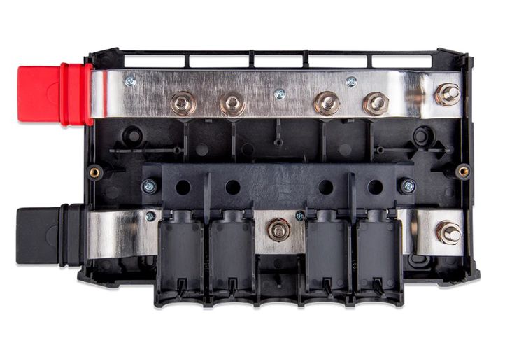 A modular DC busbar, used to connect batteries to the Lynx DC distribution system. LYN020102000 8719076022589