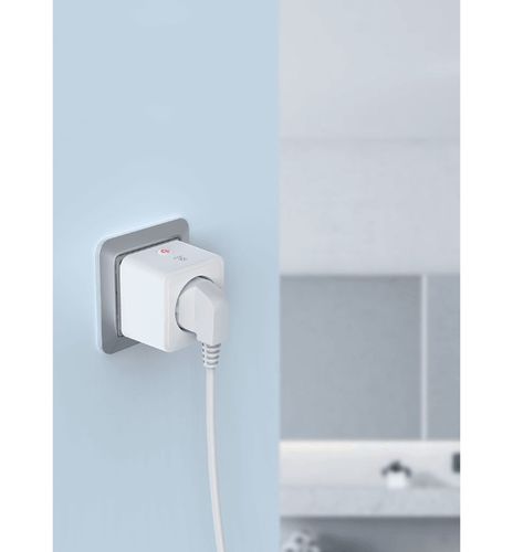 Smart WiFi Socket, 16A, with energy meter, TUYA / Smart Life, WOOX R6113 8435606720892