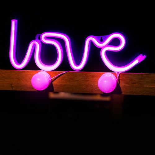 Neoon LED -valgusti LOVE, roosa, 5V USB/3xAA RTV100208 5900495949349