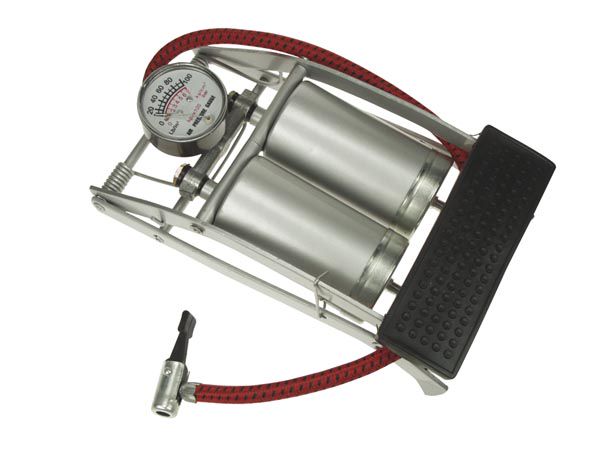 FOOT PUMP WITH DOUBLE BARREL AND PRESSURE GAUGE AFP02 5410329366940