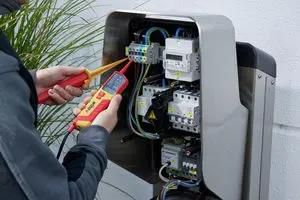 VOLTAGE TESTER, 12V TO 1KV, LED & LCD 44319