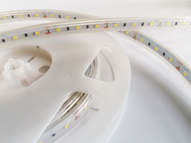 LED лента, 12В, 4,8Вт / м, водонепроницаемая, IP67, Т-образная, 4000к, нейтральный белый, 115лм / Вт, AKTO HM-2835-60-48NWHTm