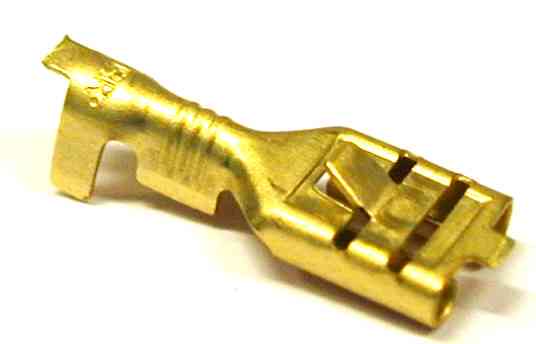Lizdas 6.3mm su fiksacija 2.5mm² laidui CO/6.3F-2.5/FI
