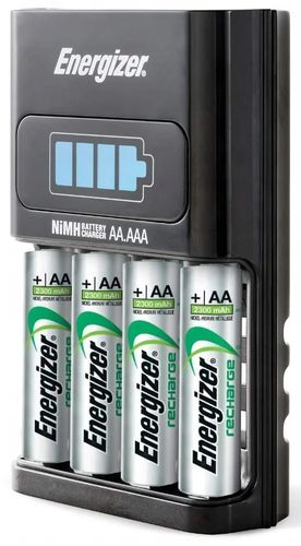 Greitas kroviklis Ni-Mh 1-4 AAA/AA + 4xHR6/AA 2300mAh Energizer CH1HR4-EU+4xAA2300mA 7638900421248