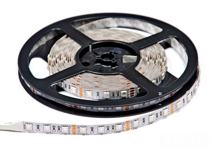 LED juosta 12V 14.4W/m nehermetiška RGB ECO HM-5050-60-RGBm
