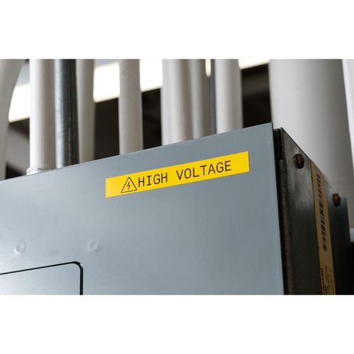 Etiketės vinilinės vidui ir laukui geltona 19.05mm x 6.4m M21-750-595-YL BRADY M21-750-595-YL