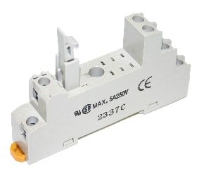 Lizdas relei P2RF-08-E ant DIN bėgelio Omron P2RF-08-E