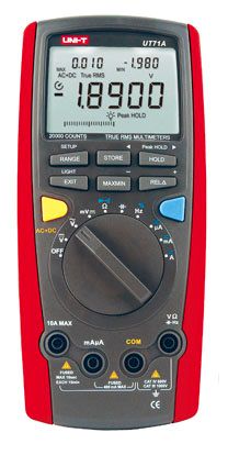 Multimetras UT71A CATIII, CATIV su dažnio, talpos matavimu, nuolatinės grandinės, diodų tikrinimu UNI-T UT71A 6935750571019