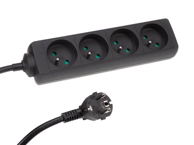 4-WAY SOCKET-OUTLET - 5 m CABLE - BLACK - FRENCH SOCKET EB4BLN-5