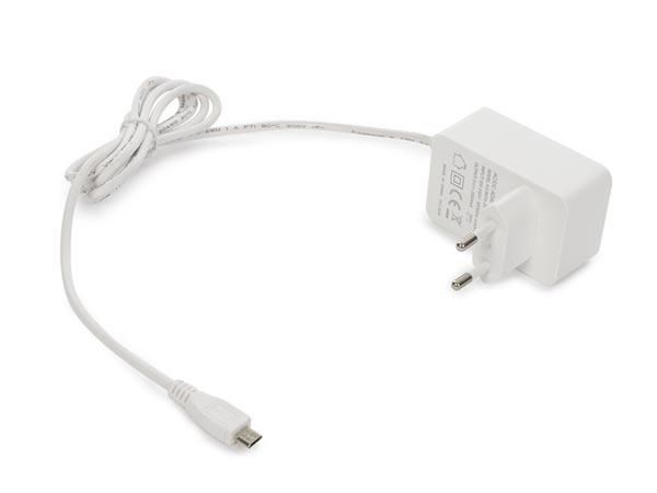 COMPACT CHARGER WITH MICRO-USB CONNECTOR - 5 VDC - 2.5 A max. - 12.5 W max. PSS6EUSB39W