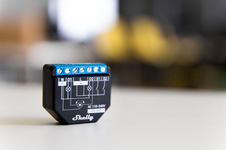 Shelly Plus 2PM Dual Wi-Fi relejs ar iebūvētu jaudas mērītāju 3800235265031 3800235265031