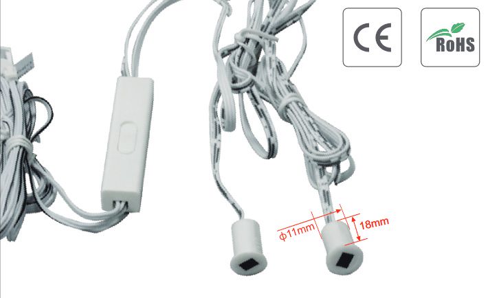 LED Slēdzis 12-24V 4A, ON-OFF, divi sensori, iegremdējams, plastmasas, balts, durvju/rokas kustību kontrolei IR010