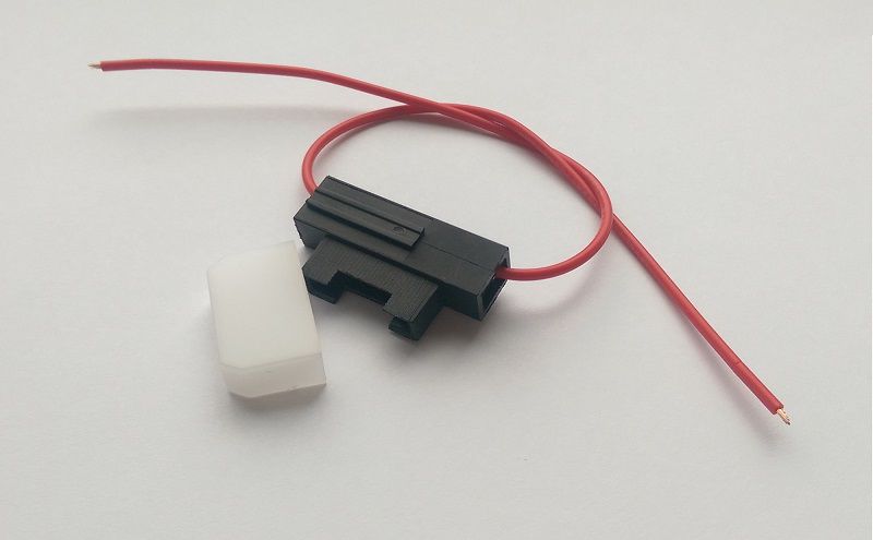 Drošinātāja ligzdas vads ar turētāju 0.75mm² LAIK/PRO/PL4