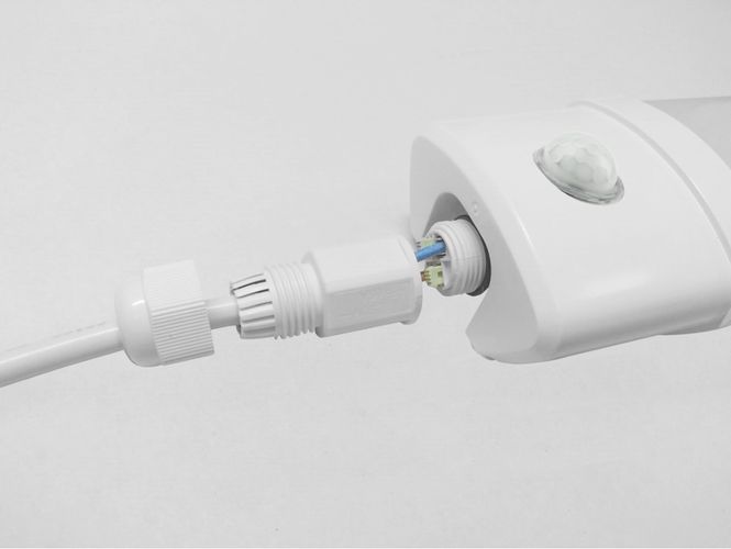 Hermētisks gaismeklis ar PIR, TRI-PROOF, 230Vac, 40W, 4800lm, 125cm, IP65, 4000K, LEDOM 477651 5907777477651