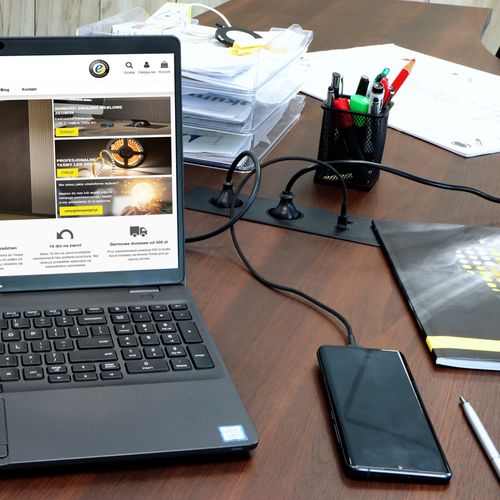 Mēbeļu kontaktligzda TAOBOX 2 x Schuko, 1x USB, 1x USB-C 1,5 m Dizaina apgaismojums TAOBOX-CZ-2DE-UAC-01 5908293408853