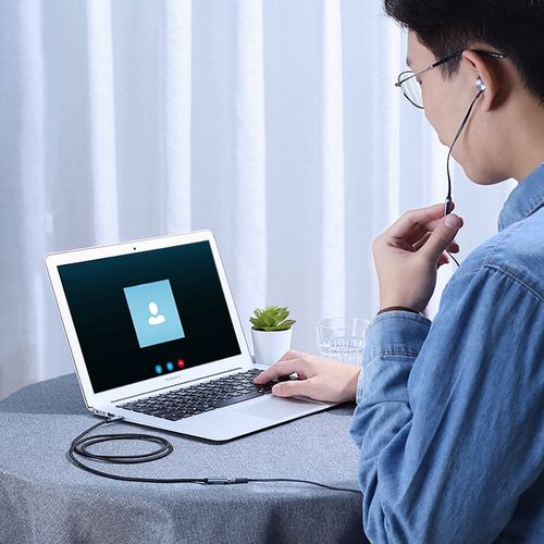 Kabeļa pagarinātājs 3,5 mm spraudnis - 3,5 mm spraudnis 4pin 1 m ar sietuAV118 UGREEN UGREEN/40673 6957303846733