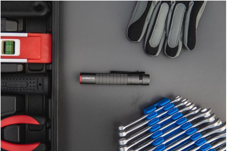 Lukturis, mitruma izturīgs IP65, ULTIBRIGHT 50, CREE LED, 100lm, 1xAA, EMOS P3150 8592920089675