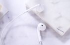 Foneng T28 Wired Earphones, Lightning, with remote Control (White), Foneng T28 iPhone / White