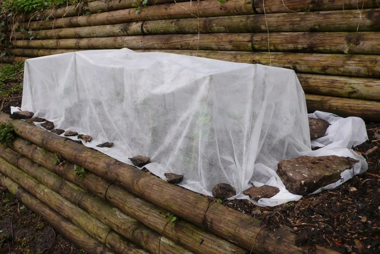 Black Forest Agro Fabric, Winter Protective Covering 50x1.6m 50g White Shade, EXTRALINK EX.24749 5907207224749
