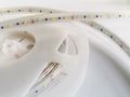 LED riba 12V, 4.8W/m, 3000K soe valge, IP67 veekindel, T-vorm, 115lm/W, AKTO HM-2835-60-48WWHTm