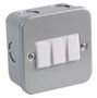 METALCLAD LIGHT SWITCH 3-GANG, 2-WAY 9004