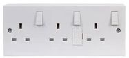 SWITCHED SOCKET 3 GANG - BACKBOX