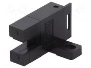 Sensor: photoelectric; Range: 5mm; NPN; DARK-ON,LIGHT-ON OMRON