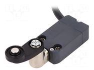 Limit switch; lever R 35mm, metal roller Ø18mm; NO + NC; cables PIZZATO ELETTRICA