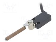 Limit switch; porcelain roller Ø9x56,5mm R 75,3-82,3mm; 10A 