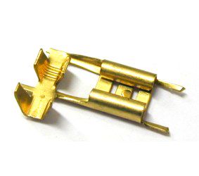 Lizdas 6.3mm 90°kampu 2.5mm² laidui CO/6.3F-2.5/90