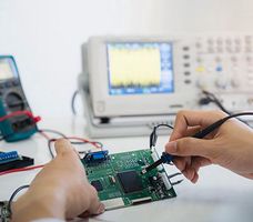 Pakalpojumu sniedzējiem paredzētās izpārdošanas preces